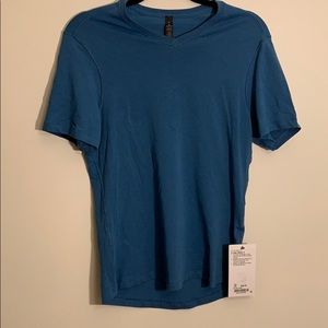 Lululemon VNeck